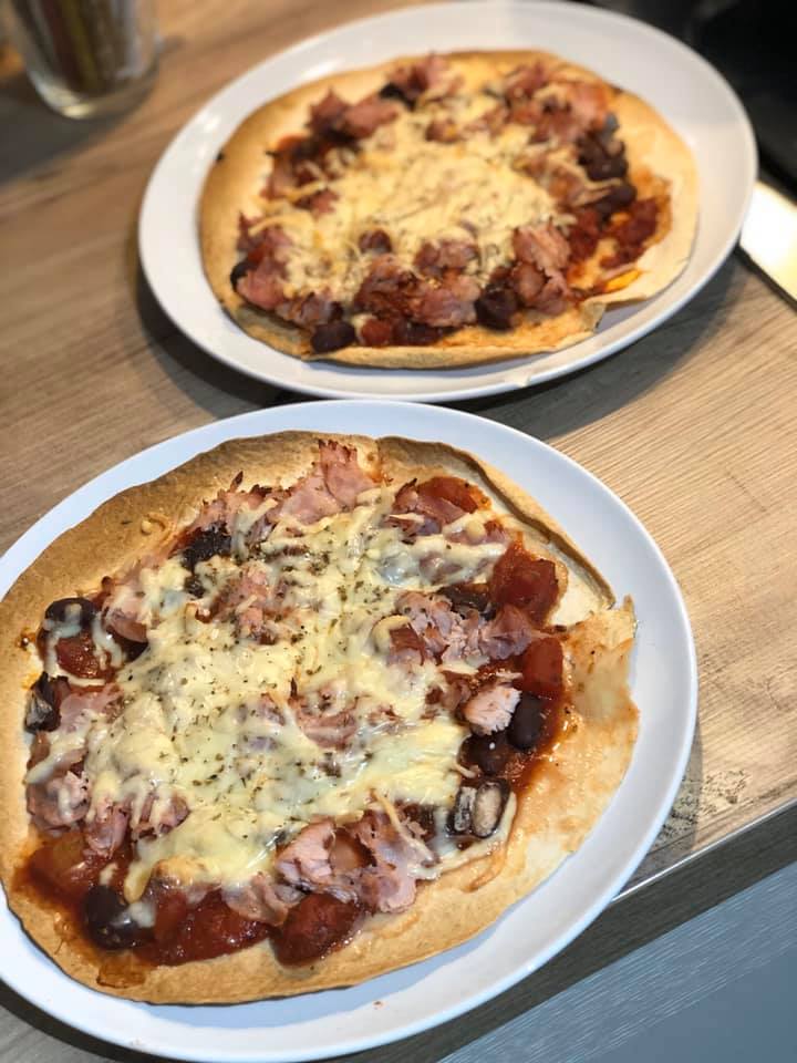 tortilla pizza